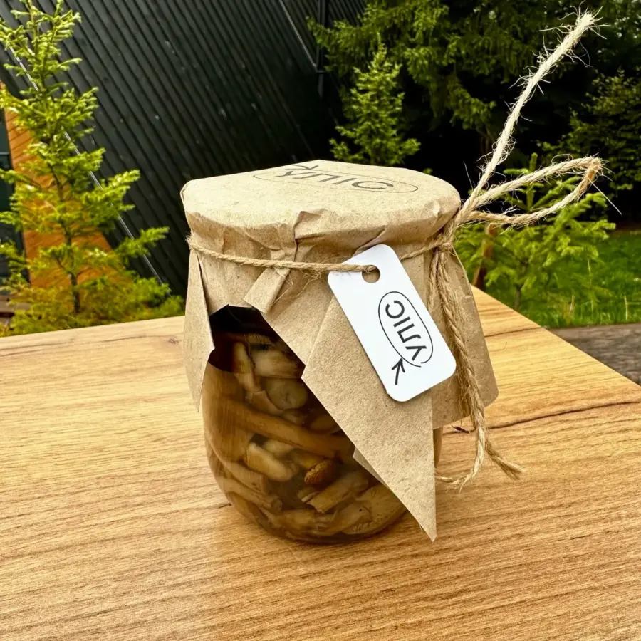 Мариновані карпатські опеньки